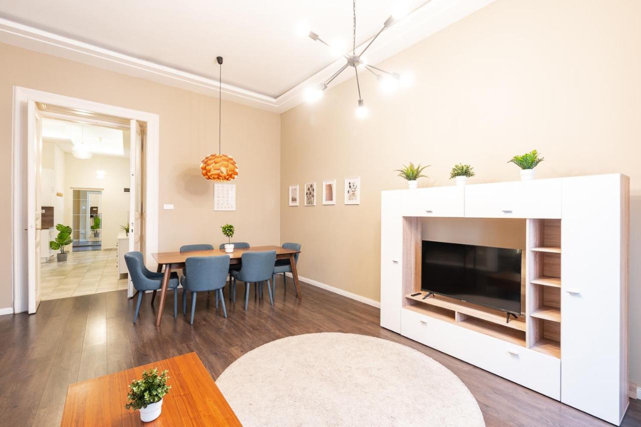 Spacious Luxury Apartment At The Heart Of Budapest Esterno foto