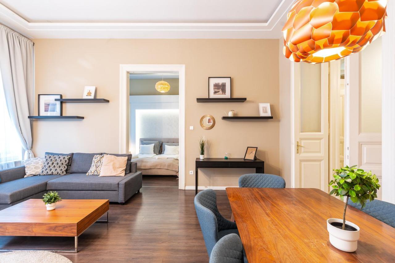 Spacious Luxury Apartment At The Heart Of Budapest Esterno foto